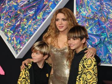 Sasha, el hijo de Shakira, lo borda con su versión de ‘Manos de tijera’ de Camilo a voz y piano