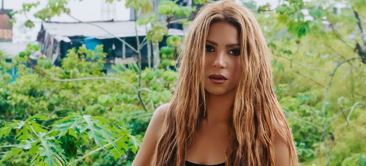 Shakira visita Quibdó para ayudar tras el terremoto de Colombia 2026.