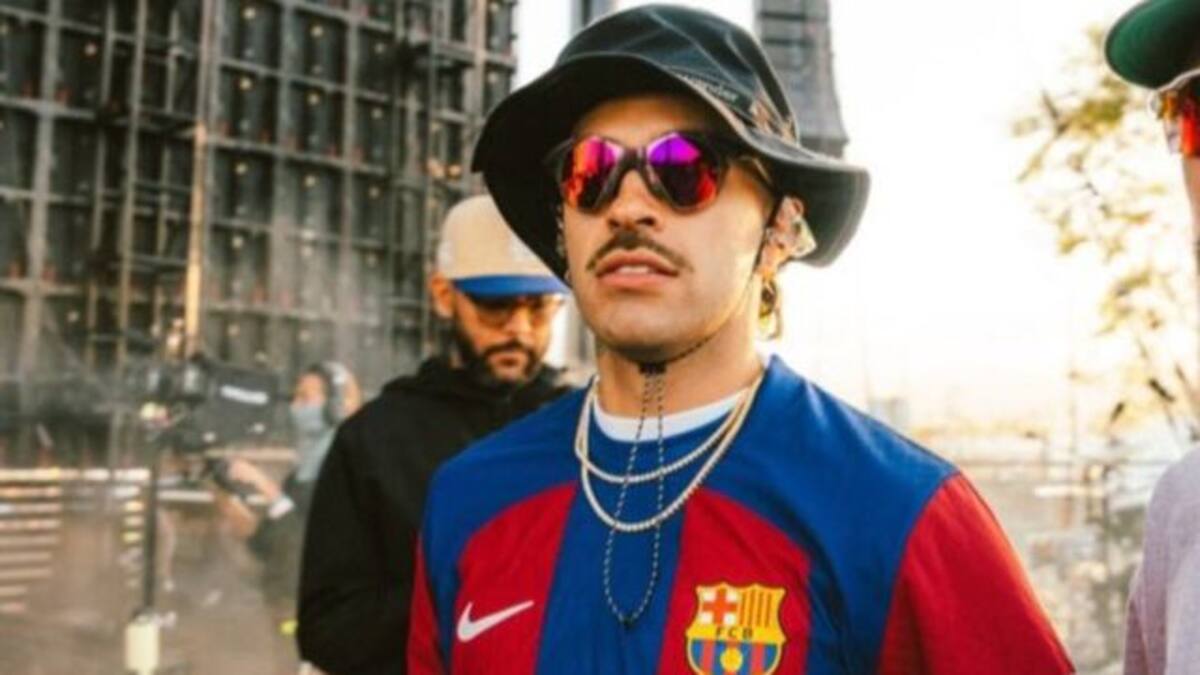 Feid cambió su look por Karol G