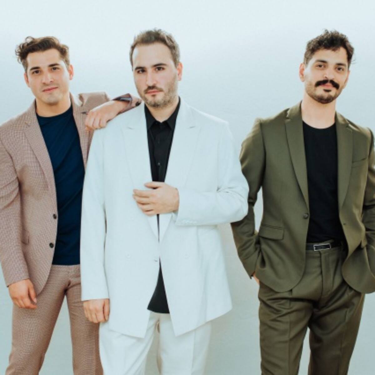 Reik impacta con "CON LA FALTA QUE ME HACES"