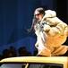 Rosalía sorprende con nuevas versiones de ‘Motomami’ en el desfile de Louis Vuitton en París