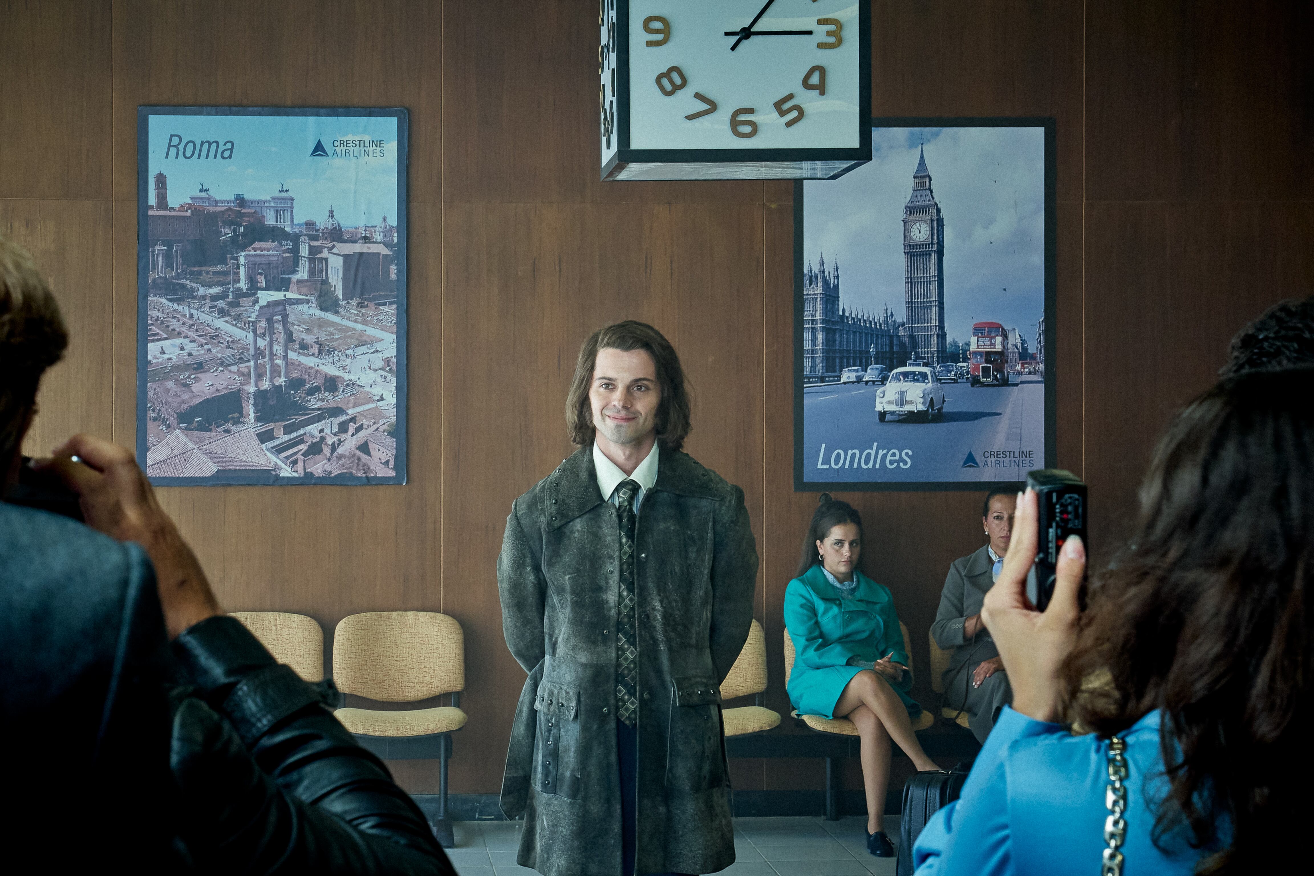 ESO. Javier Morgade como Raphael (19 - 38) en el episodio 03 de AQUEL. Cr. Manuel Román/Netflix © 2025