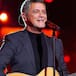 Alejandro Sanz muestra su nueva creación: Curandera