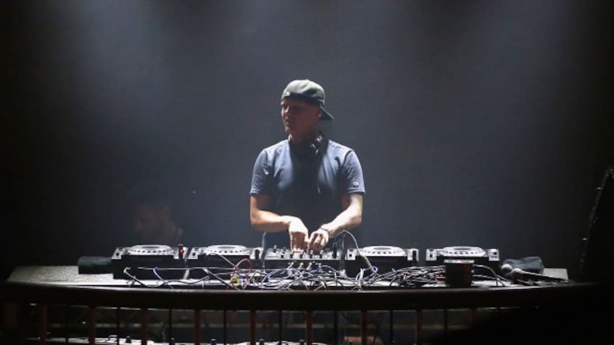 2 canciones póstumas y 2 clásicos de Avicii en el 2º aniversario de su muerte
