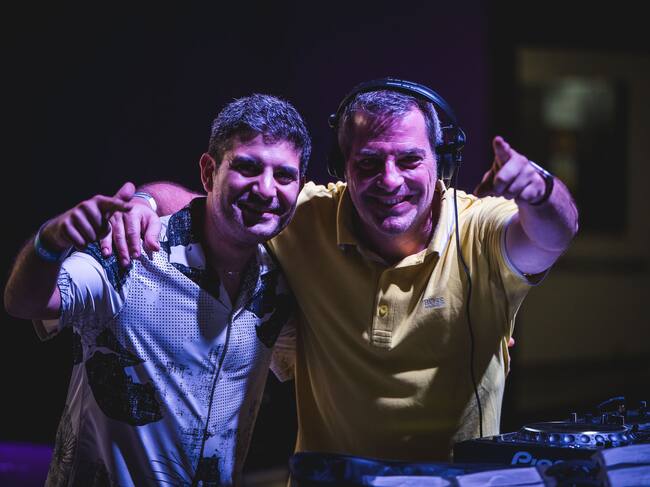 Sesión de los compañeros Edu Naranjo y Josep Bartomeus de LOS40 Classic