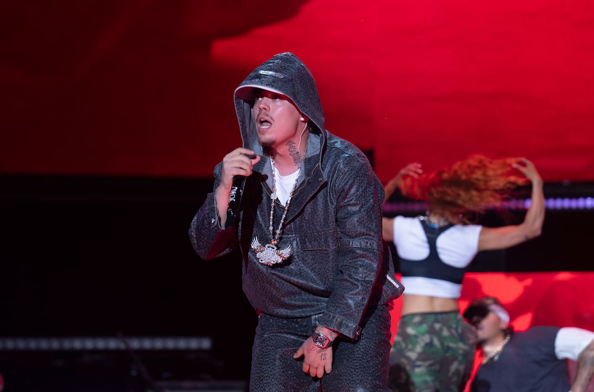 Además de estos éxitos recientes que han protagonizado su nueva era musical, Saiko también nos ha llevado hasta el suelo con ‘BADGYAL’ y ‘Lokenecesitas’, canciones que han marcado su trayectoria previamente. ¡Pura dosis de sonidos urbanos!