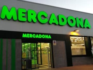 Mercadona, Carrefour, Lidl, Dia y más: ¿qué horario tienen los supermercados el festivo del 1 de noviembre?