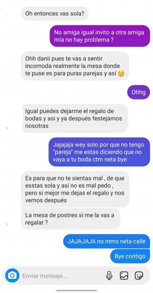 La desinvita a la boda por no tener novio pero le pide regalo