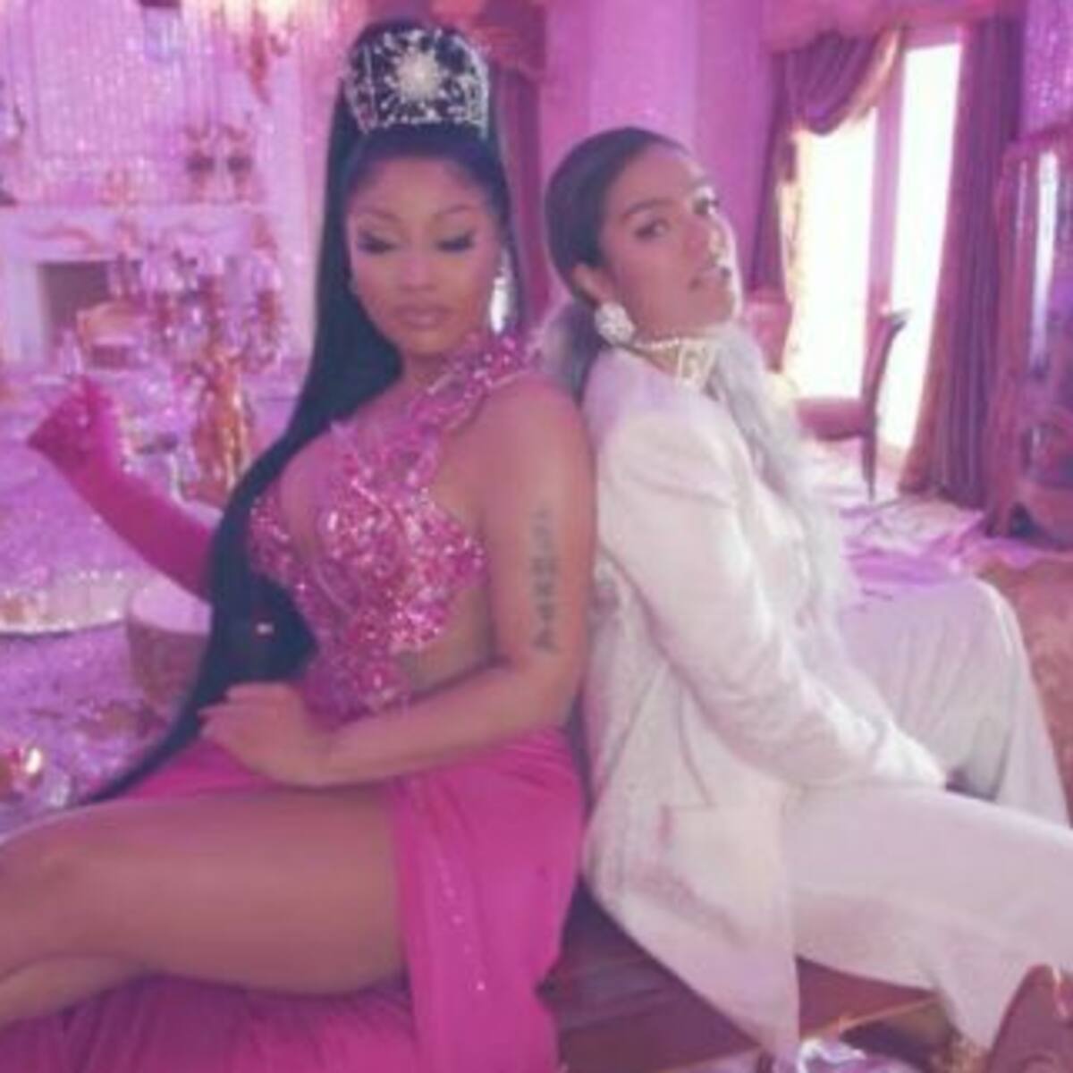 "Tusa" llegó al billón de visualizaciones y Karol G le dejó un mensaje muy especial a Nicki Minaj