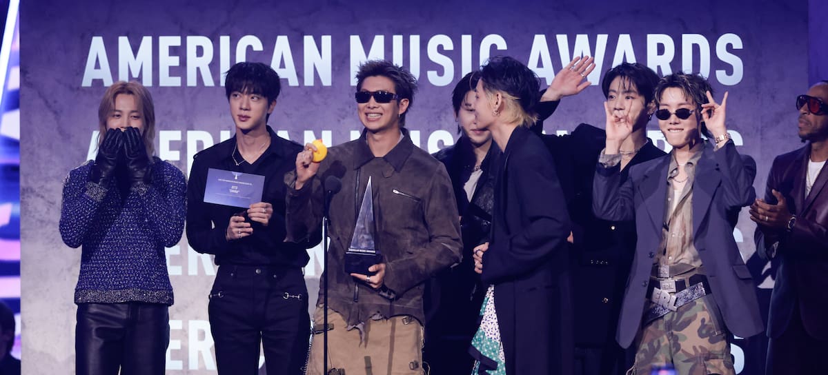 BTS, mejor artista del año en los American Music Awards 2026.