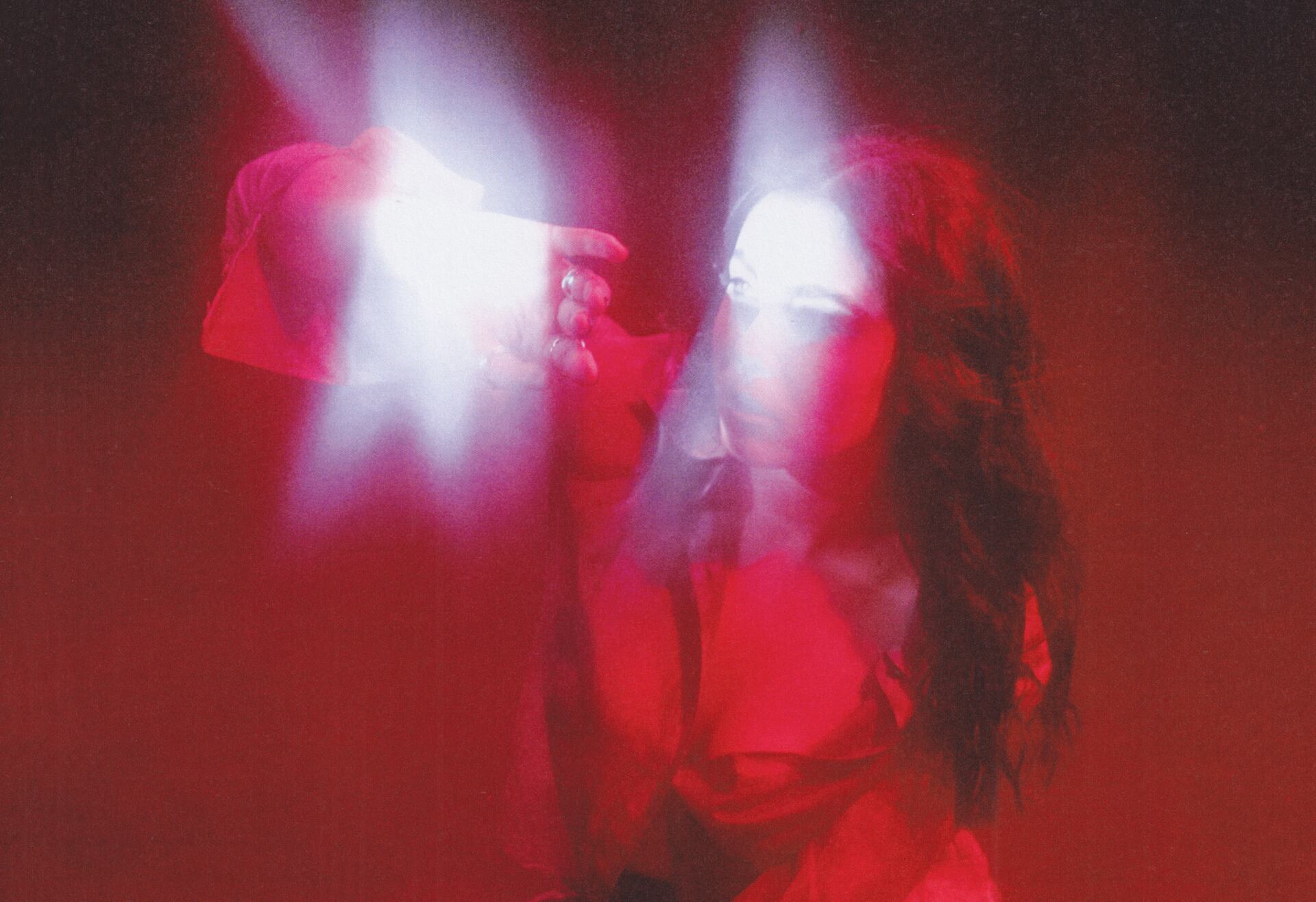 Chiara Oliver para 'No fue real', su primer álbum