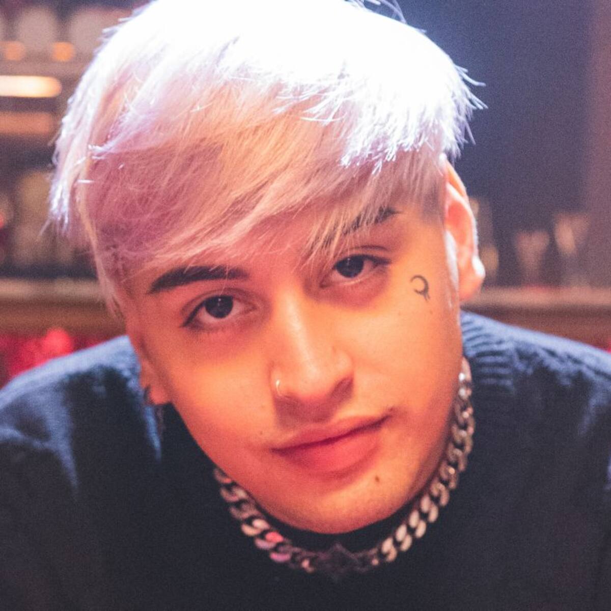 Tiago PZK, Myke Towers, Pablo Alborán y Villano Antillano llegan al ecuador de julio con sus nuevas canciones