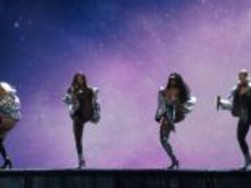 Fifth Harmony tira del escenario a Camila Cabello