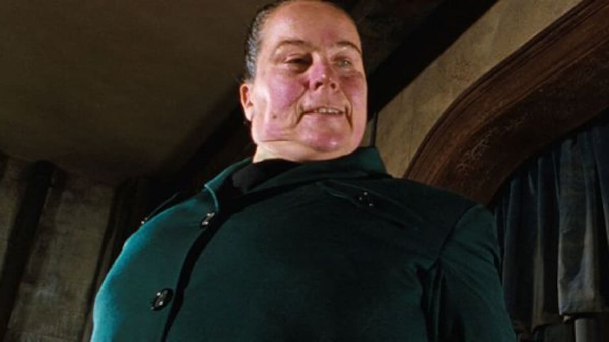 Así está hoy la Maestra Tronchatoro de la película Matilda