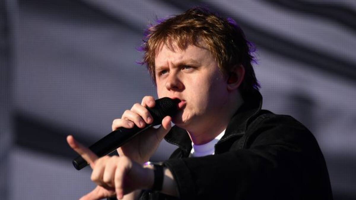 Lewis Capaldi se ofrece como nuevo Bond