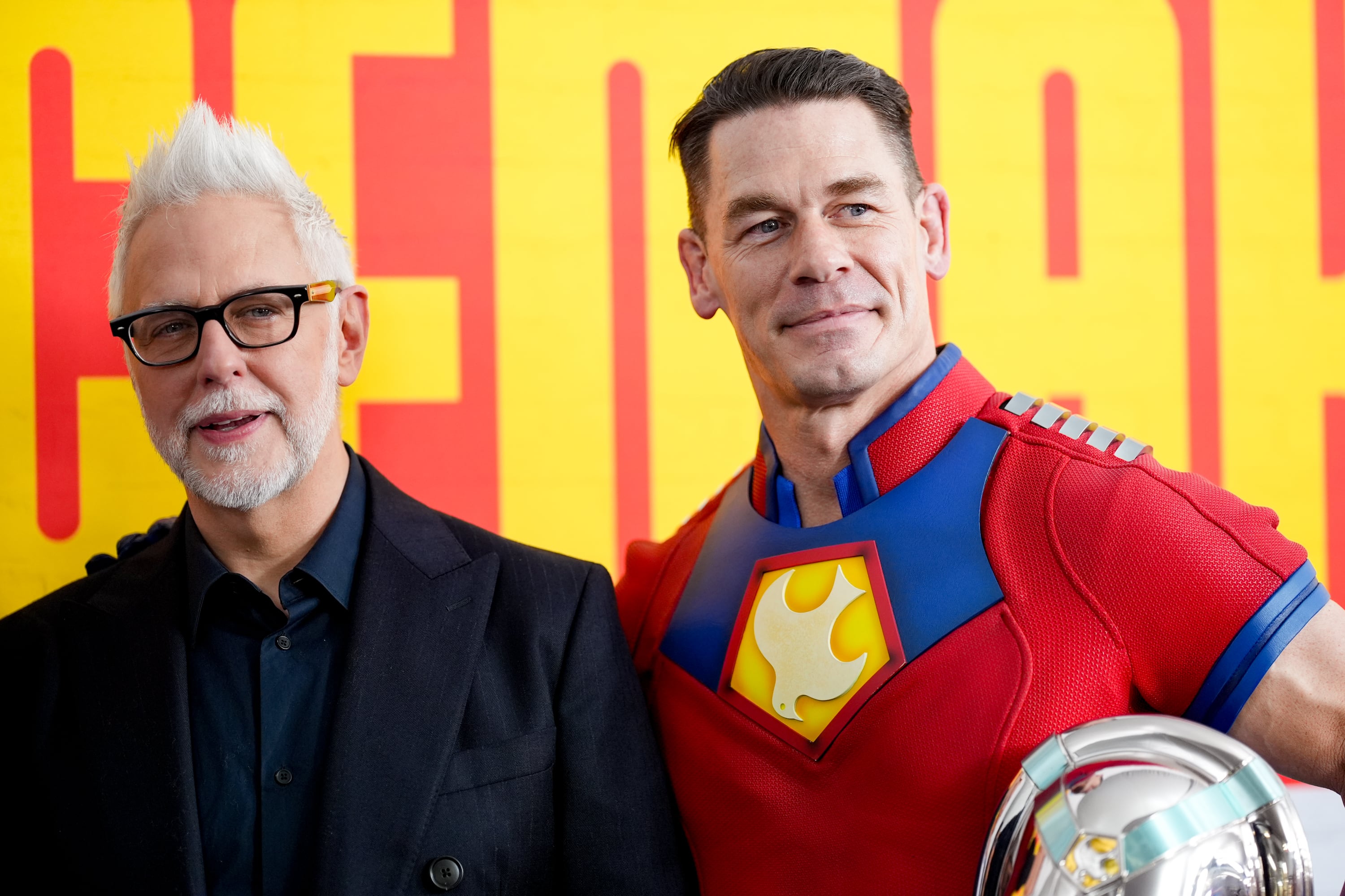 James Gunn y John Cena en la premiere de la segunda temporada de &#039;El Pacificador&#039; en agosto de 2025 en Nueva York. / John Nacion/Variety via Getty