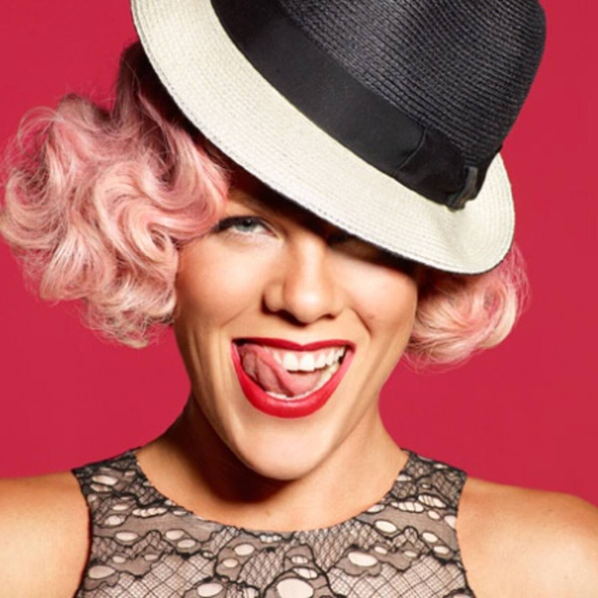 Pink confirma su segundo embarazo