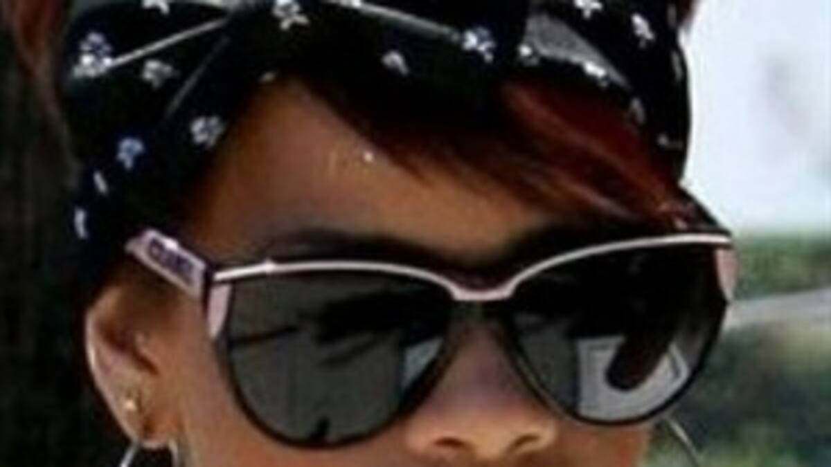 Rihanna se emborracha y besa a Rita Ora