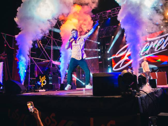 Beret hizo saltar a todo el público de San Pedro del Pinatar y emocionó con temazos como 'Lo siento' o 'Si por mi fuera', entre otros.