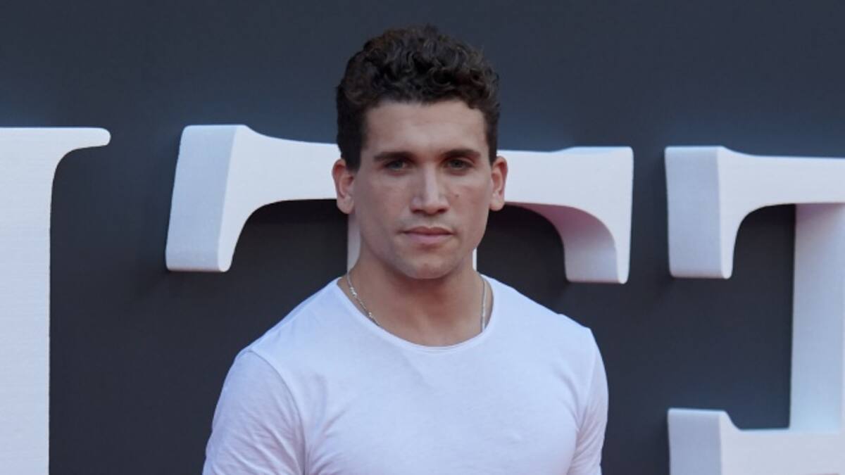 Las fotos más tiernas con las que Jaime Lorente celebra una fecha especial