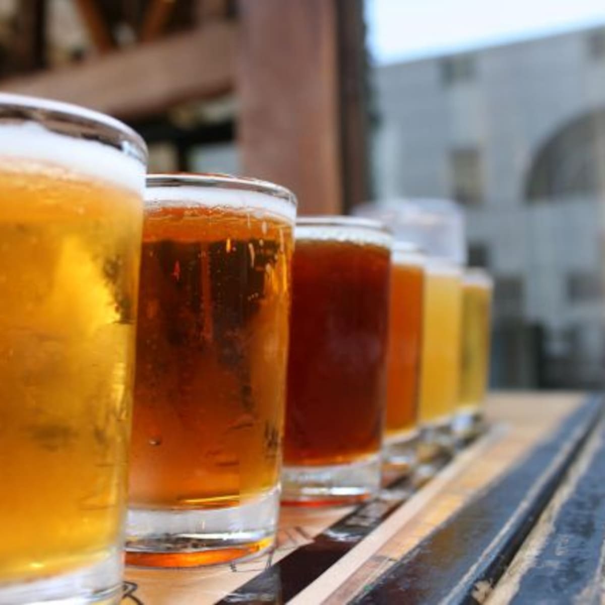 La cerveza es más efectiva que la crema antiarrugas