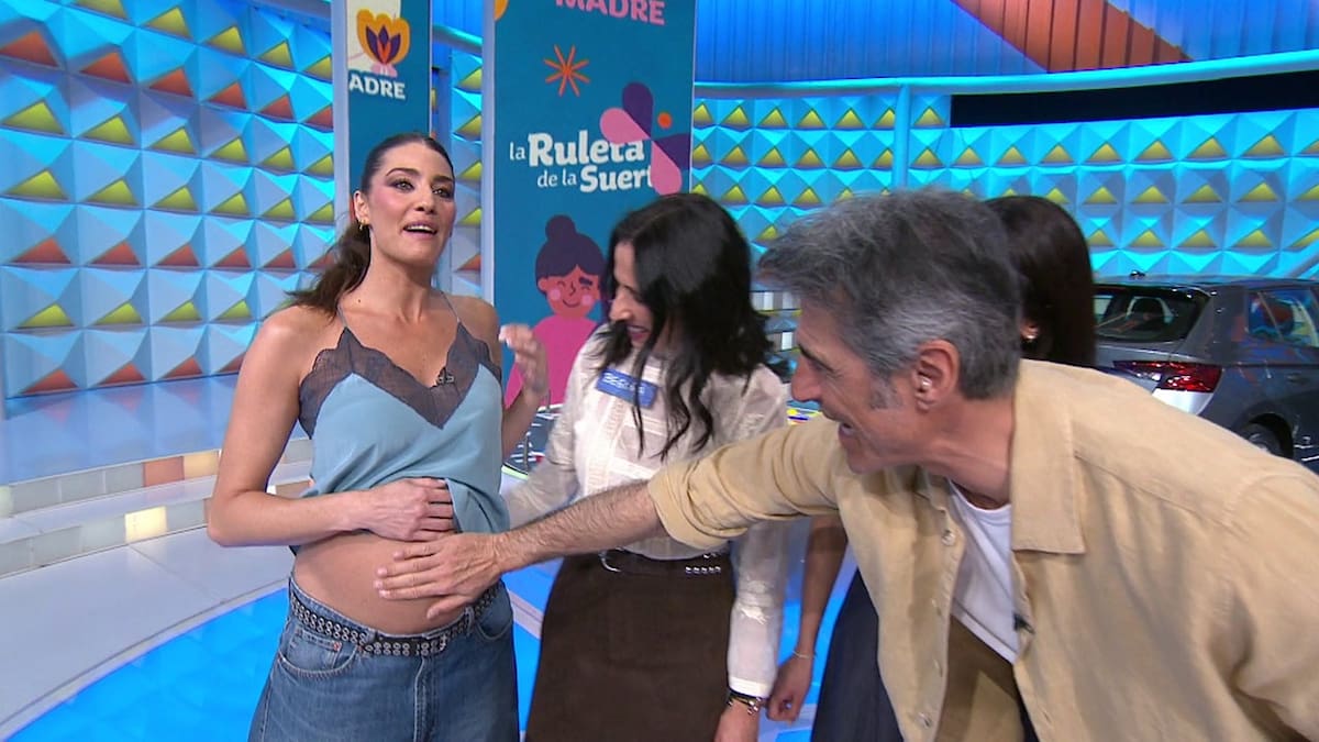 'La Ruleta de la Suerte' sorprende con el embarazo de Laura Moure y la inesperada felicitación de Jorge Fernández