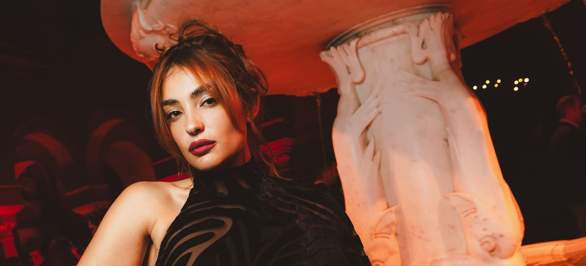 Violeta Hódar en la fiesta de la première de 'Berlín y la Dama del Armiño' en Sevilla. / Nil Ventura / Netflix