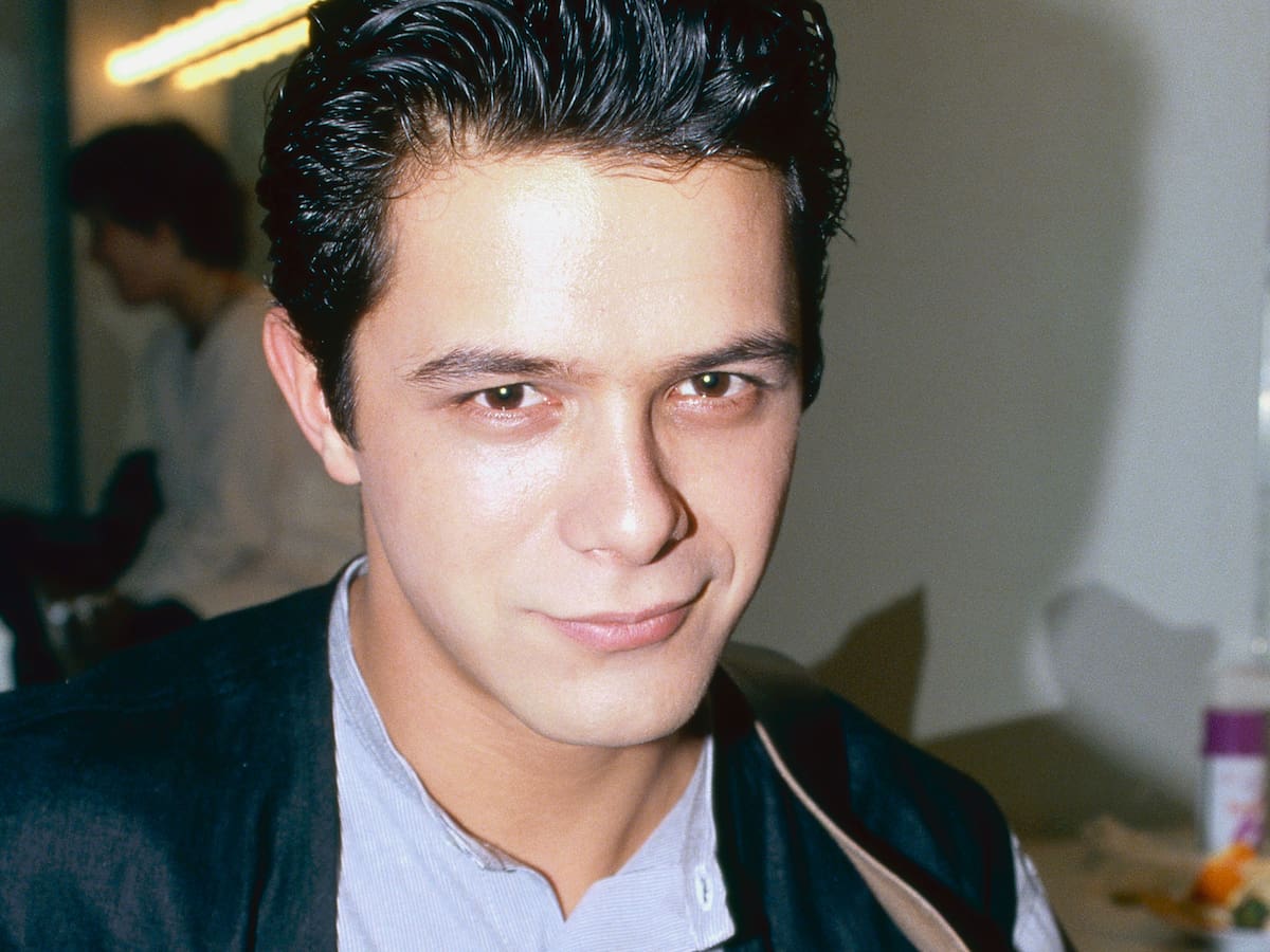 35 años de 'Viviendo deprisa' de Alejandro Sanz: De una maqueta rechazada a un disco superventas