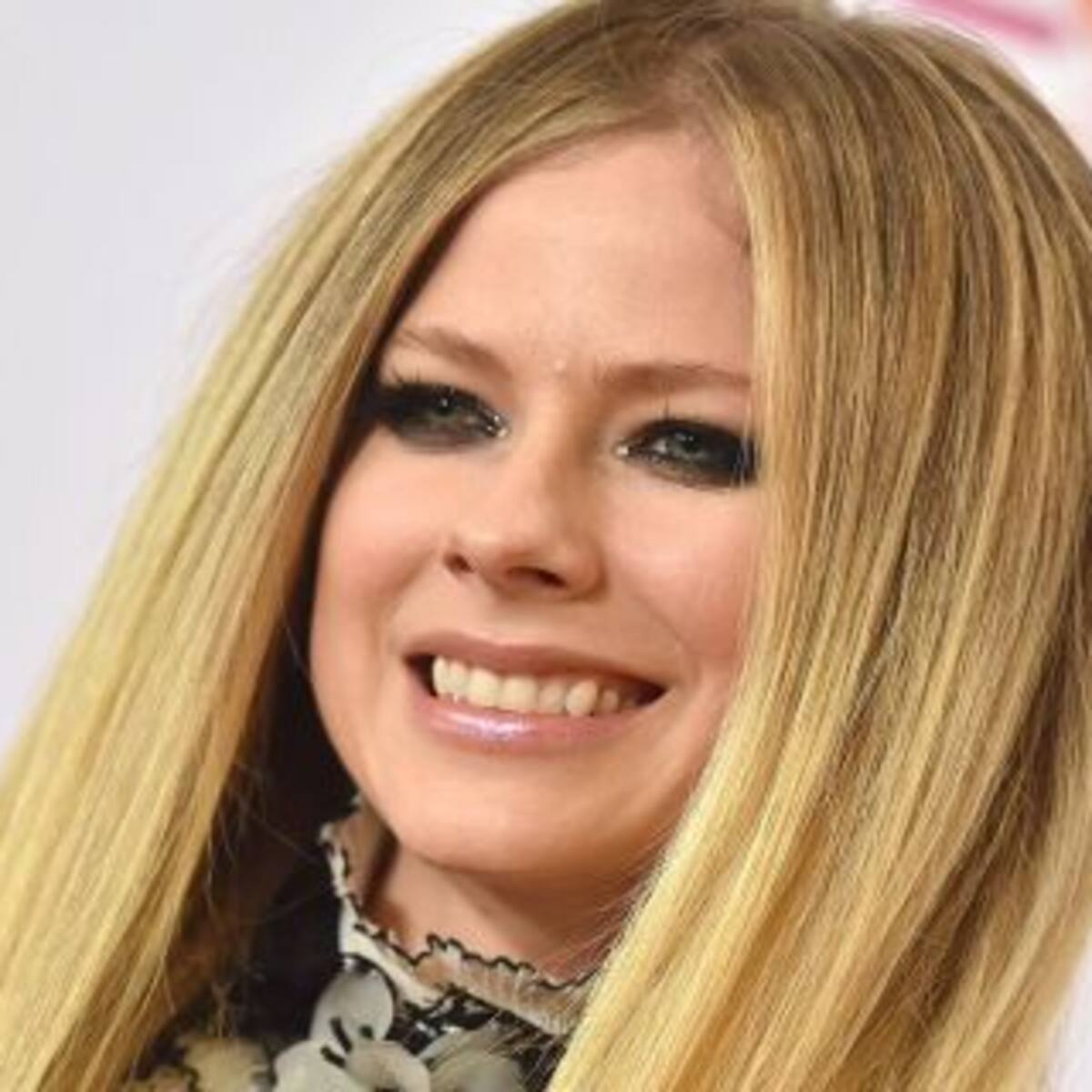 ¡Estás igual! Mirá el primer video de Avril Lavigne en TikTok