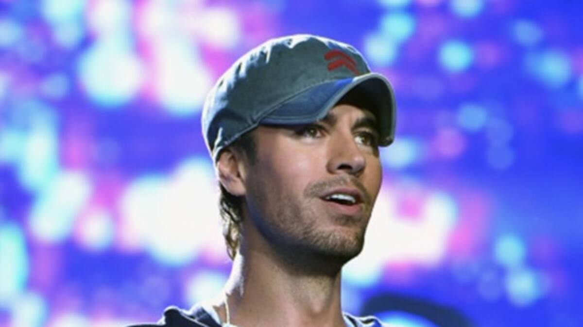 Demandan a Enrique Iglesias