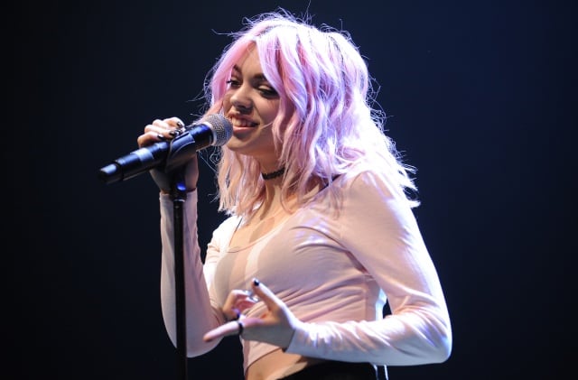 La solista de Hey Violet, Rena Lovelis