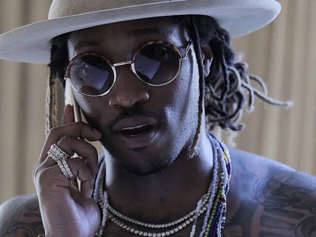 Future se une a Maroon 5 en Cold.