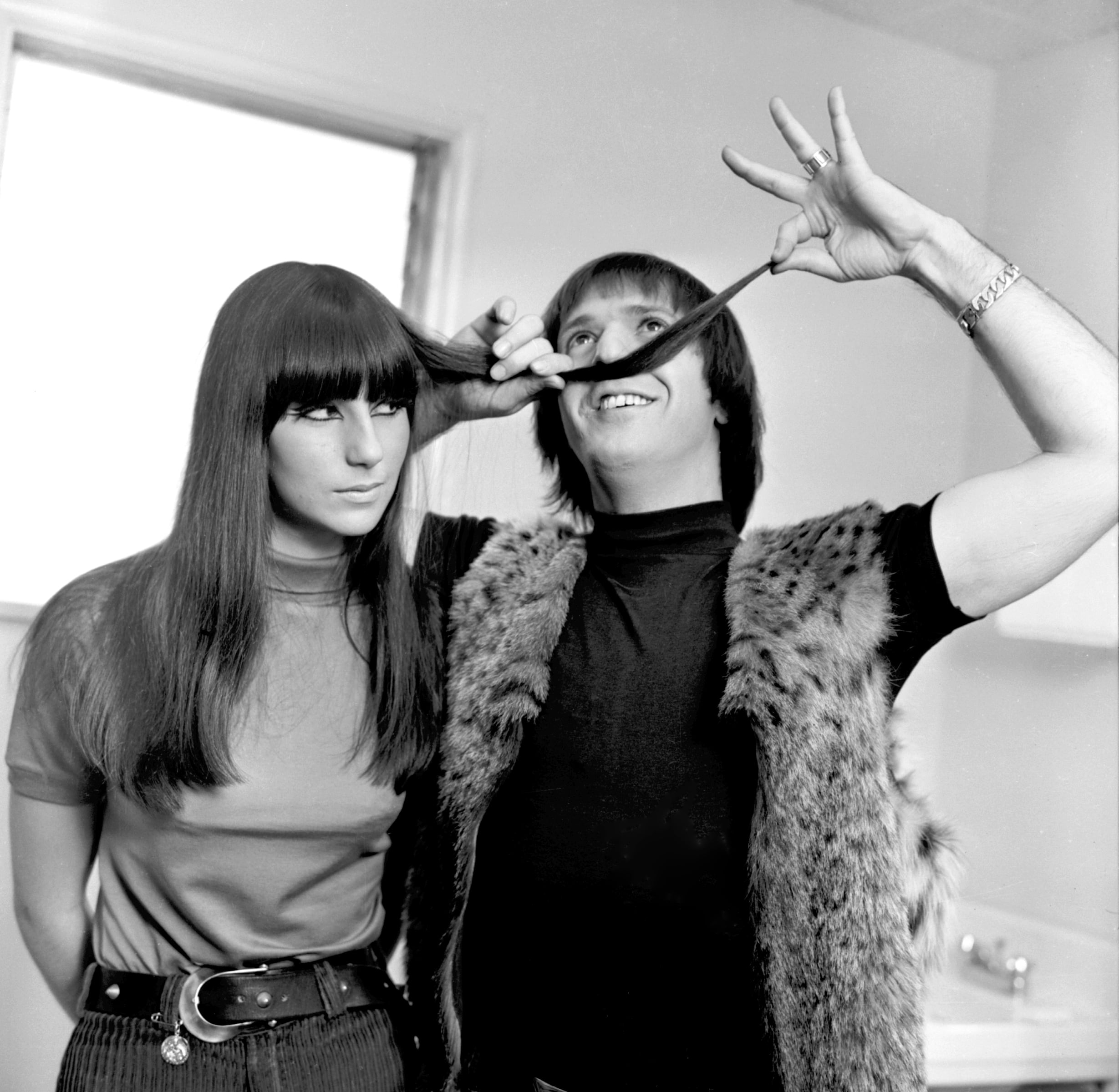 Sonny Bono & Cher en Los Ángeles, California, 1965. (Photo by Earl Leaf/Michael Ochs Archives/Getty Images)