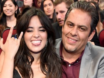 ALEJANDRO SANZ LLORA CON EL VÍDEO QUE CAMILA CABELLO LE HA HECHO A SU PADRE
