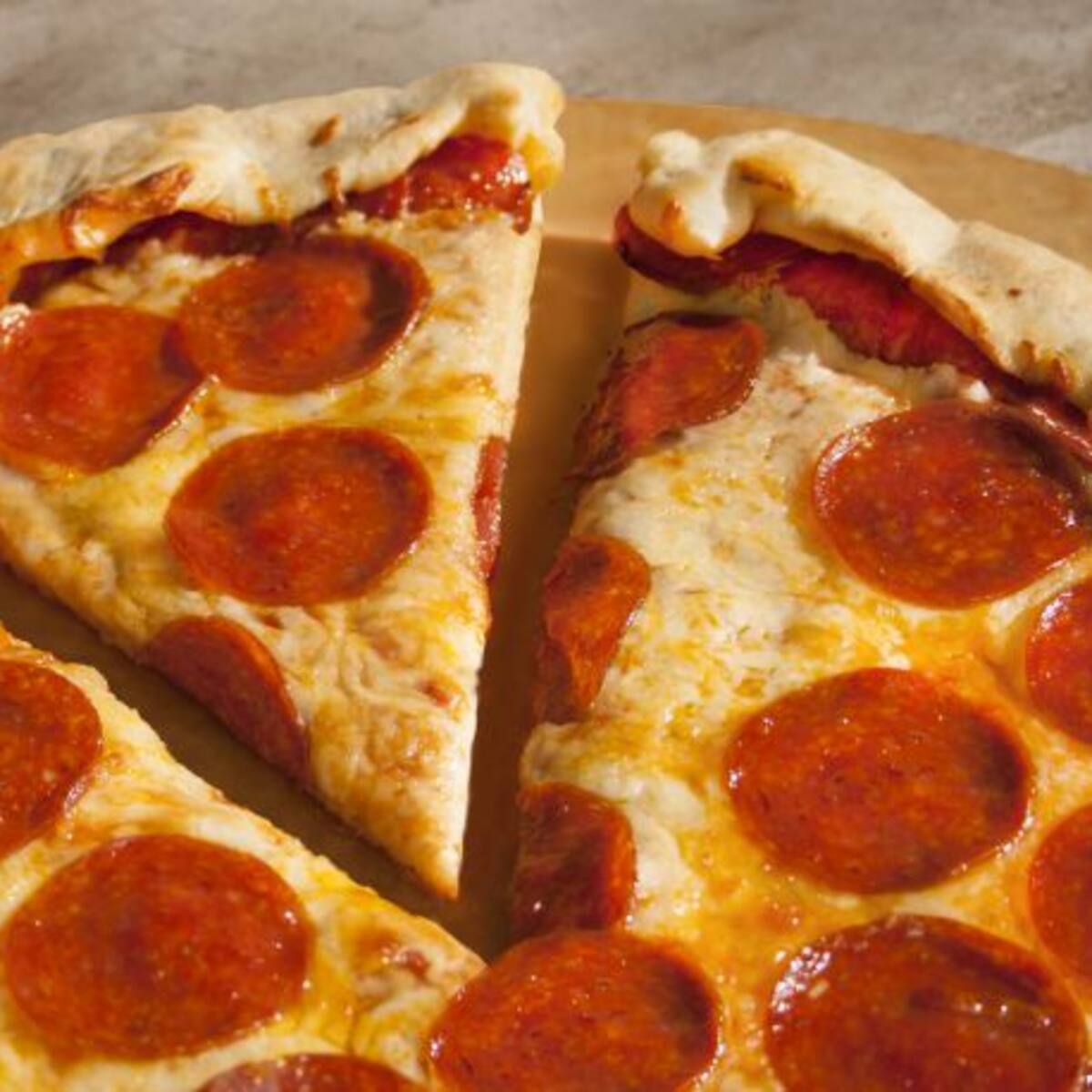 Empresa busca mujeres que quieran ganar $6000 por comer pizza y pasta
