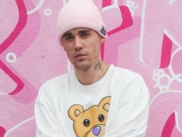 Justin Bieber se pasa a la música cristiana en ‘Holy’: Aquí vídeo y letra