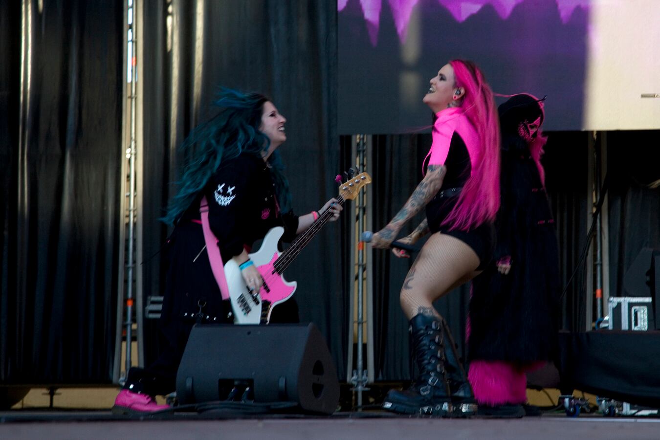 Por supuesto, los recientes representantes de San Marino en Eurovisión 2024 rockearon lo más grande en LOS40 Málaga Pop.