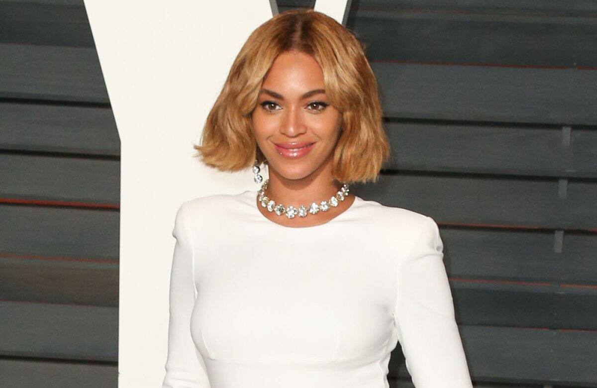La diva Beyoncé no necesita enseñar nada de piel para posar sexy ante las cámaras