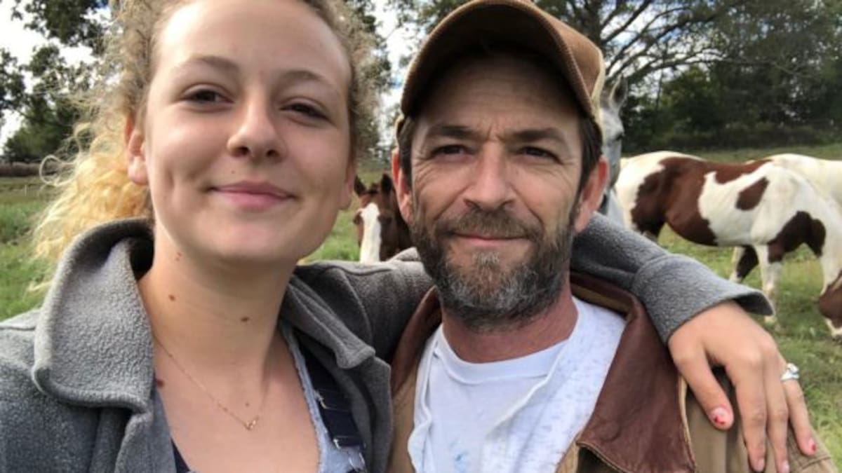 La hija de Luke Perry recuerda a su padre con una divertida foto
