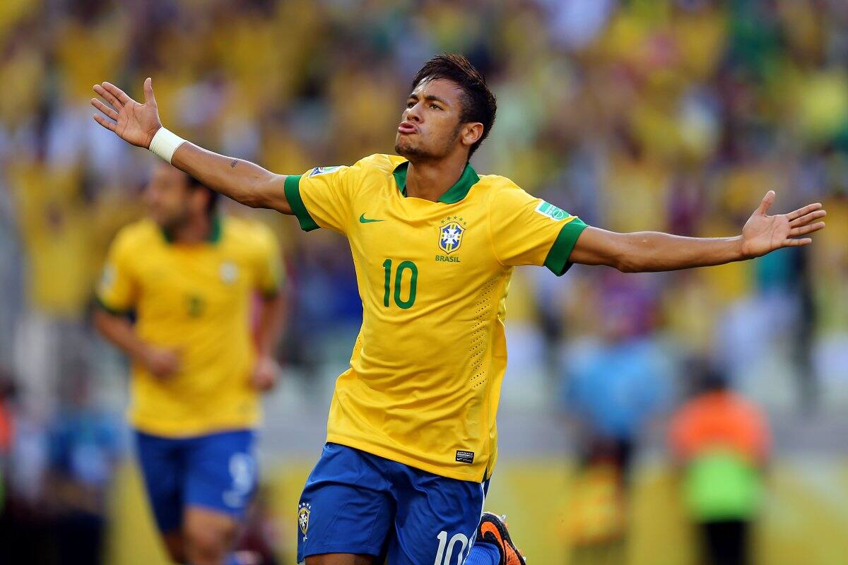 Ahora se viene un nuevo reto para los latinos , Rusia 2018, selecciones como Brasil , de la mano de Neymar , Coutinho, Gabriel Jesus , Colombia , con James , Cuadrado , Falcao ,Uruguay con Suarez , Cavanni y por ultimo la Argentina de Messi Intentaran romper la egemonia de los europeos en territorio Ruso.