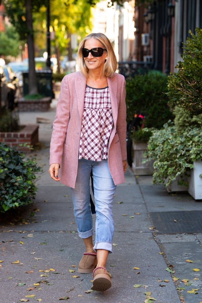 Sarah Jessica Parker el 16 de 2025 paseando por las calles de Nueva York.