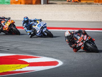 Horario de MotoGP hoy en Valencia y dónde ver la carrera online en directo