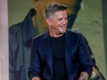 BAD BUNNY MENCIONA A ALEJANDRO SANZ EN SU ÚLTIMO SINGLE, ‘UN VERANO SIN TI’ Y EL CANTANTE REACCIONA