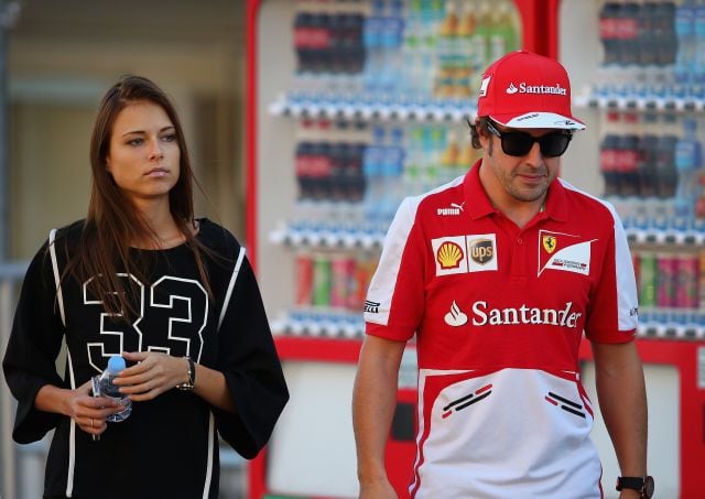 Fernando Alonso con su anterior pareja, Dasha Kapustina.