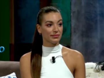 Ana Guerra recordó en ‘La Resistencia’ cómo ligó con un policía tras guardar un cuchillo