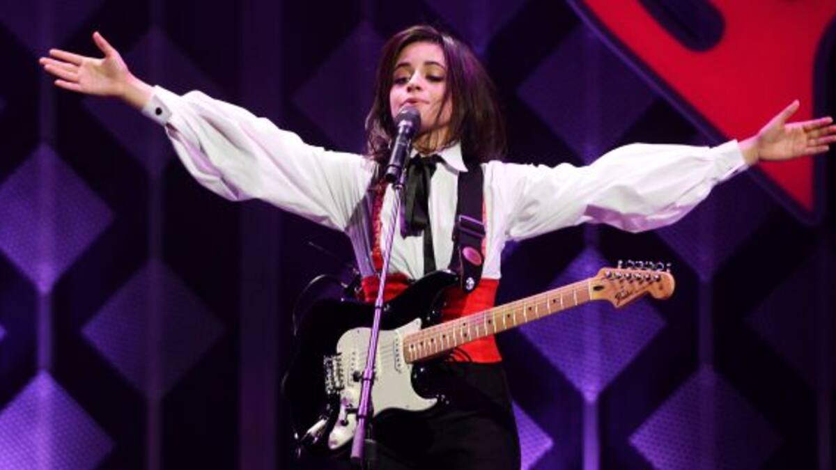 Nick Jonas, muy cerca de Camila Cabello