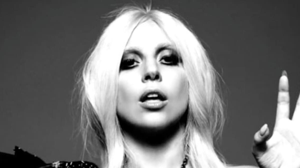 Lady Gaga comienza a revelar detalles sobre su vestido de novia