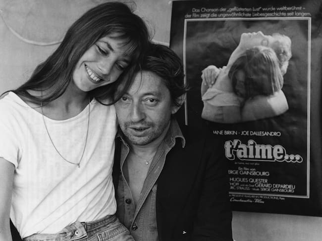 Serge Gainsbourg con la actriz Jane Birkin durante la promoción 'Je t'aime... moi non plus'