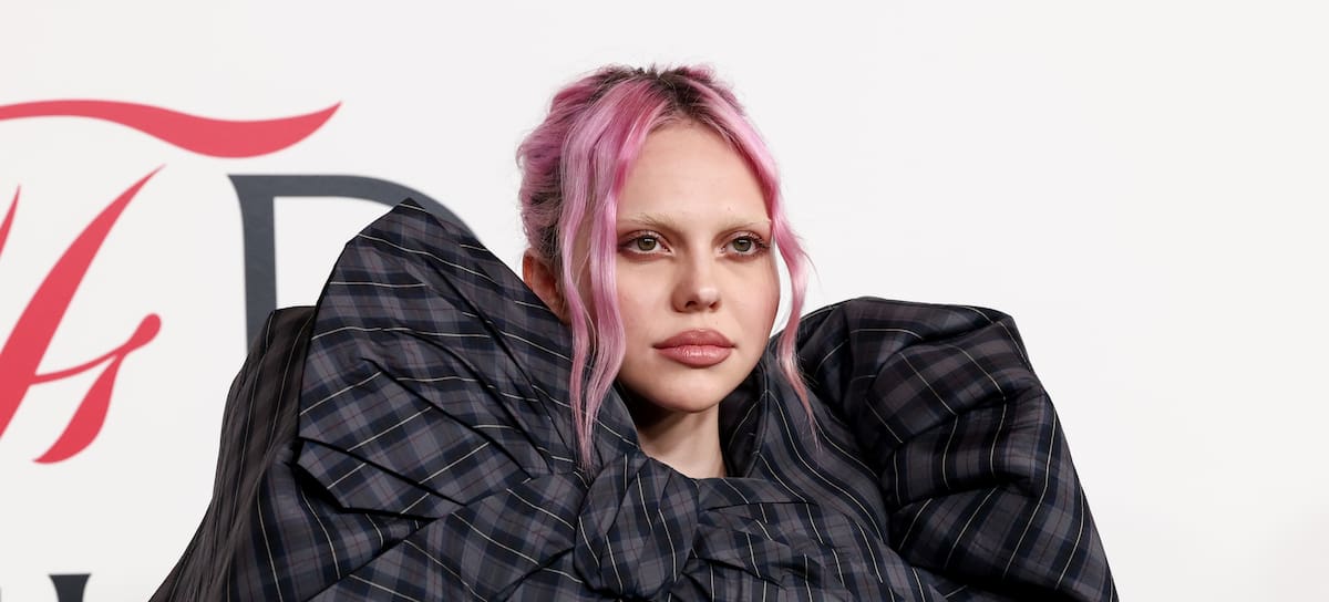Adéla en los Premios CFDA de Moda 2025, celebrados en el Museo Americano de Historia Natural el 3 de noviembre de 2025 en Nueva York, Nueva York.