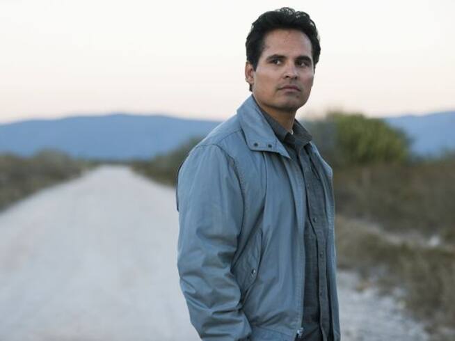 Michael Peña como &quot;Kiki Camarena&quot;, agente encubierto de la DEA en la serie de Netflix &quot;Narcos&quot;